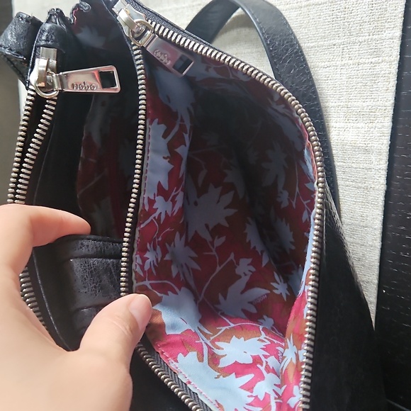 Hobo The Original Black Embossed Shoulder Bag - Picture 5 of 6